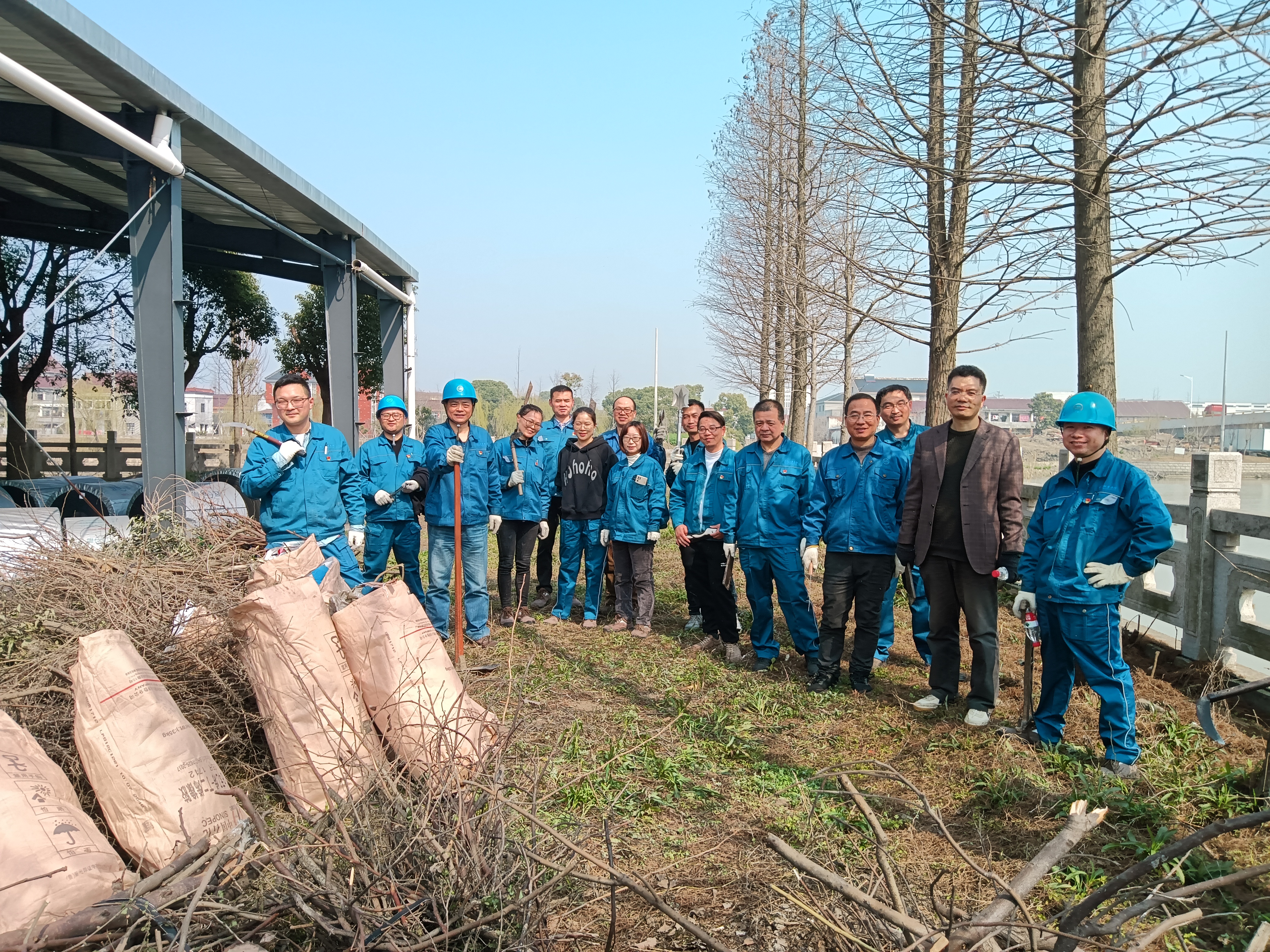 心有榜樣、行有力量——爭做追“鋒”人，雙箭黨員在行動！