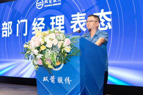 1761008548831666F492.jpg IMG_8900.jpg